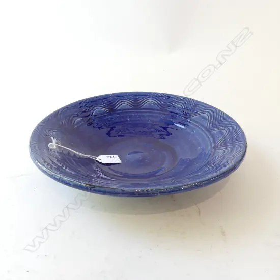 TONY SLY BLUE GLAZED BOWL COMBED DECORATION