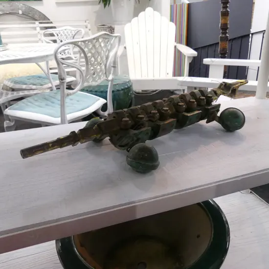 METAL SCULPTURE; ABSTRACT CROCODILE L.680mm