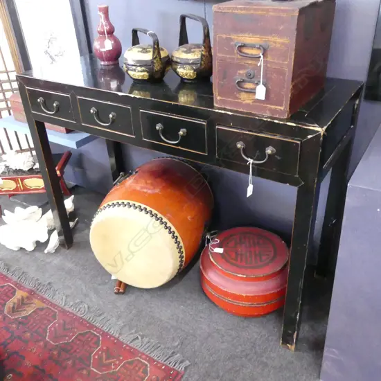 BLACK LACQUER ORIENTAL HALL TABLE 1170x450x840mm showing some wear