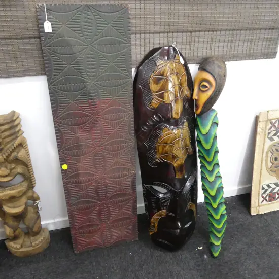 3 LGE CARVED WOODEN PCES; ABSTRACT FIGURE H.960mm, MASK w. 2 TURTLES, DOUBLE SIDED TAPA PANEL1140x340mm