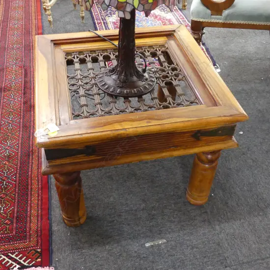 SML SQUARE TEAK COFFEE TABLE w. METAL DESIGN 610x610x450mm