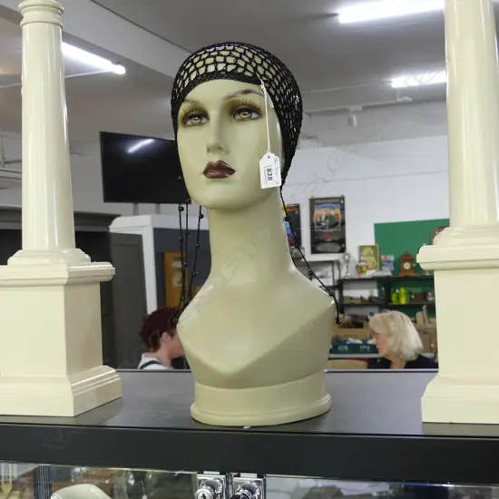 ART DECO STYLE LADY MANNEQUIN BUST H  435MM WITH BLACK CROCHET TASSLE HAT