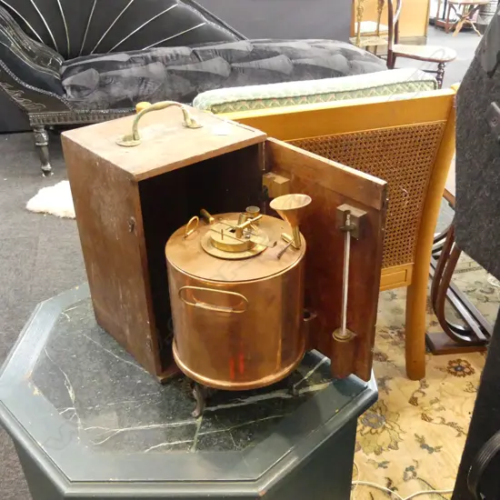 FLASH POINT TESTER - COPPER & WOODEN BOXED (BAIRD & TATLOCK, LONDON) 300 X 170MM