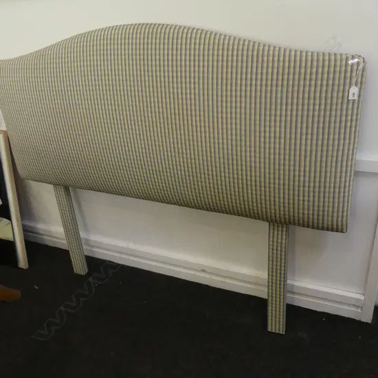 UPHOLSTERED BED HEAD 1500x1150mm