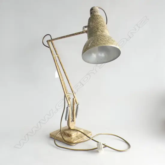 1938 HERBERT TERRY MODEL 1227 ANGLEPOISE ARTICULATED TABLE LAMP - WORKS