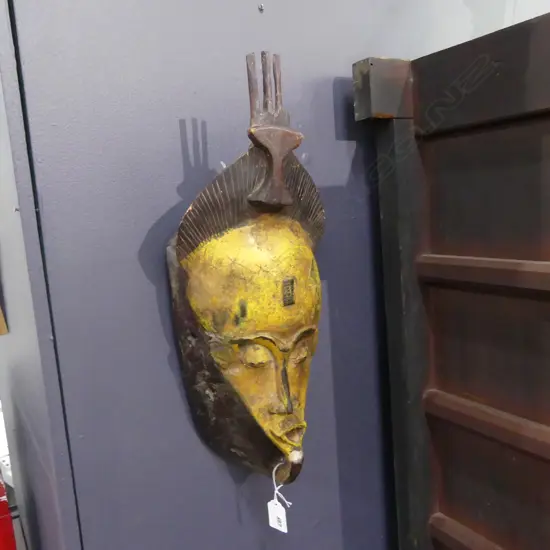 CARVED WOODEN NIGERIAN TRIBAL MASK H.450mm loss to top