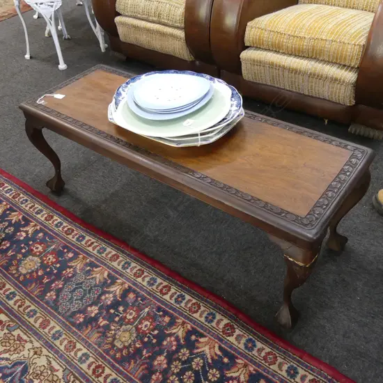 CARVED WOODEN COFFEE TABLE W.1060mm AF