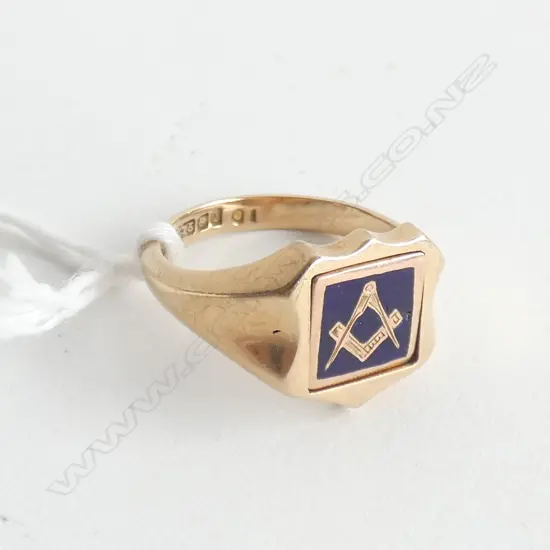 9CT GOLD MASONIC RING  6.31ct