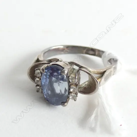 VINTAGE SILVER TREATED SAPPHIRE? RING