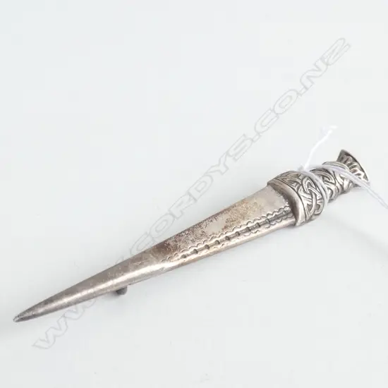 SILVER SCOTTISH DIRK BROOCH L.95mm