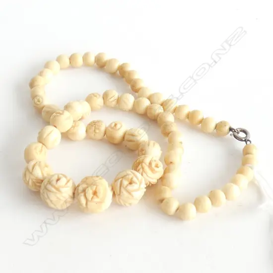 VINTAGE CARVED BONE BEAD NECKLACE GRADUATED