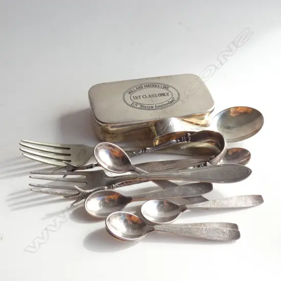 ASST. STG & CONTINENTAL & EP SILVER CUTLERY 132 GRAMS + EP BOX