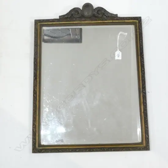 GILT FRAMED MIRROR 550x450mm