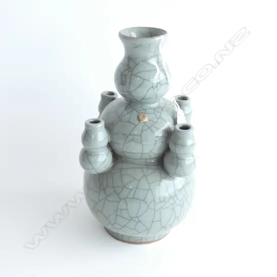 CHINESE CELADON CRACKLE GLAZE TULIP VASE TRIPLE GOURD