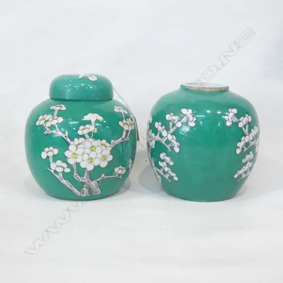 PR ORIENTAL GREEN GINGER JARS; ONE WITH LID H. 150MM