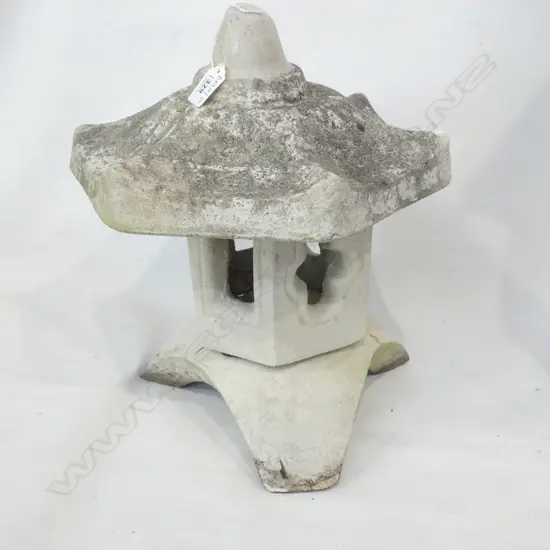 CEMENT CHINESE STYLE TEMPLE PAGODA H.360mm