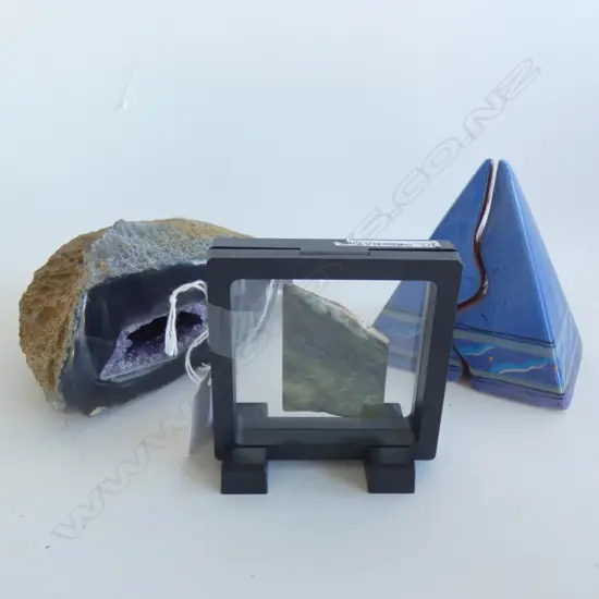 NZ GREENSTONE PCE + LARGE AMETHYST CRYSTAL CAVE (GEODE) + D. ADAM PYRAMID SALT & PEPPER
