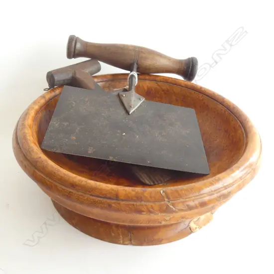 NZ BURR TOTARA TURNED WOODEN BOWL 230mm dia + VICT. VEGE CHOPPER & BUTTER PAT