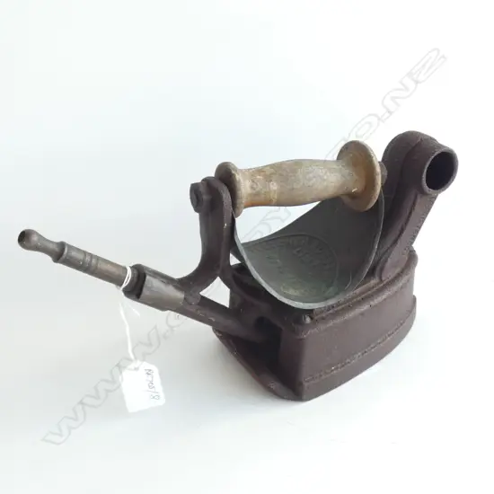 ANTIQUE STEAM IRON L.300mm