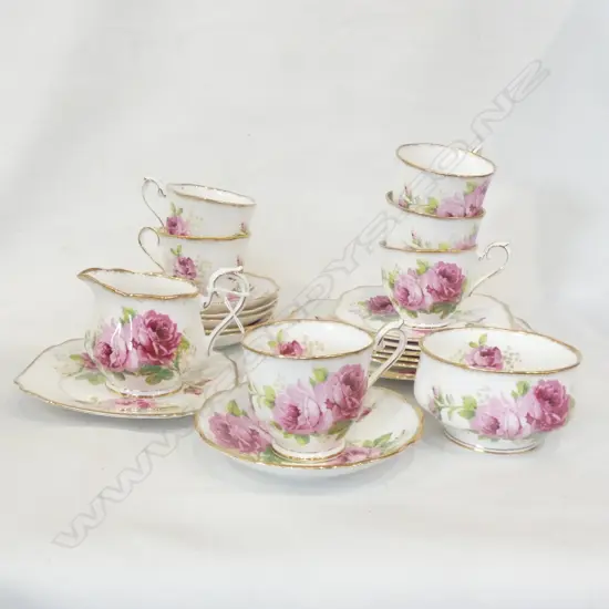 21 PCE ROYAL ALBERT 'AMERICAN BEAUTY' TEA SET; 6 TRIOS ETC