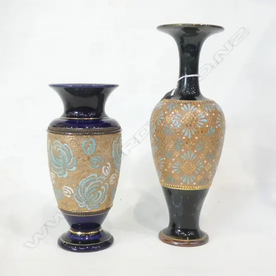 2 ROYAL DOULTON VASES H.275mm