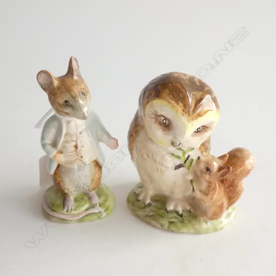 2 BESWICK BEATRIX POTTER FIGURINES; JOHNNY TOWN-MOUSE & OLD MRS BROWN