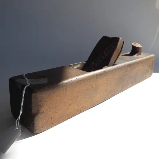 OLD WOODWORKING PLANE