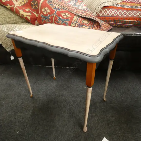 PAINTED QUEEN ANNE STYLE TABLE W.560mm