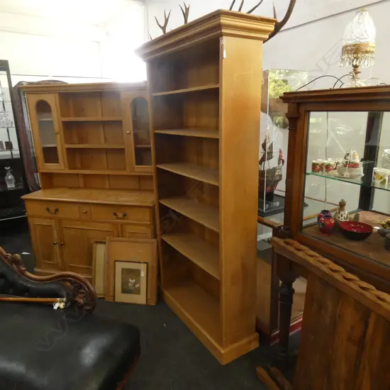 LG WOODEN 6 SHELF BOOK CASE H. 2050 W 945MM