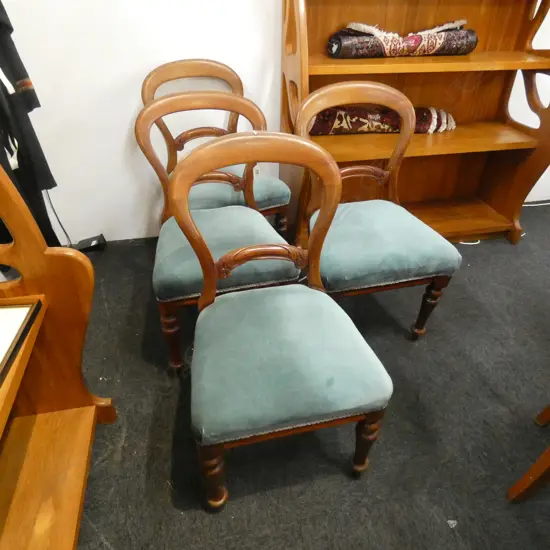 SET 4 LIGHT BLUE VELVET BALLOON BACKED CHAIRS