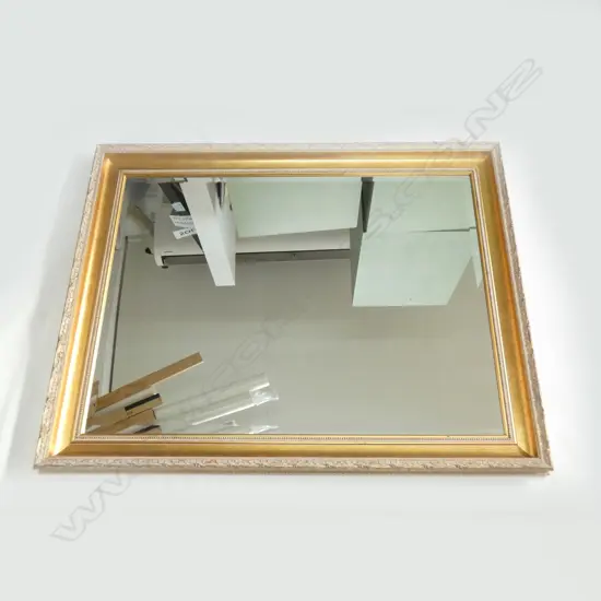 LARGE GILT FRAMED BEVELLED MIRROR 1180x 930mm