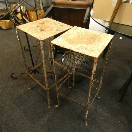 PR RUSTIC METAL TABLES H.700mm