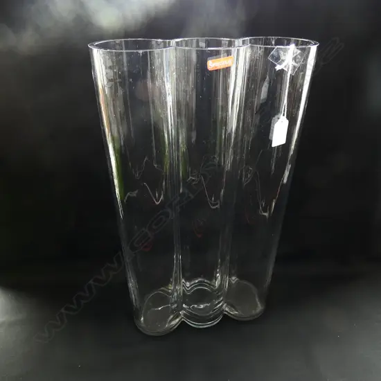 LG SPIEGELAU GERMAN GLASS VASE H 490MM - HAS ORIGINAL STICKER