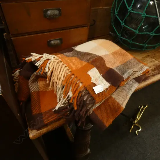 ONEHUNGA WOOLLEN MILLS 'TIKI' LABEL WOOL BLANKET