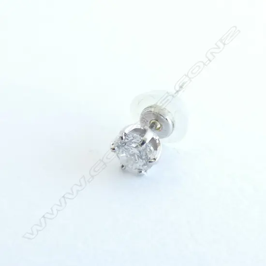 SINGLE DIAMOND STUD EARRING 0.25CT