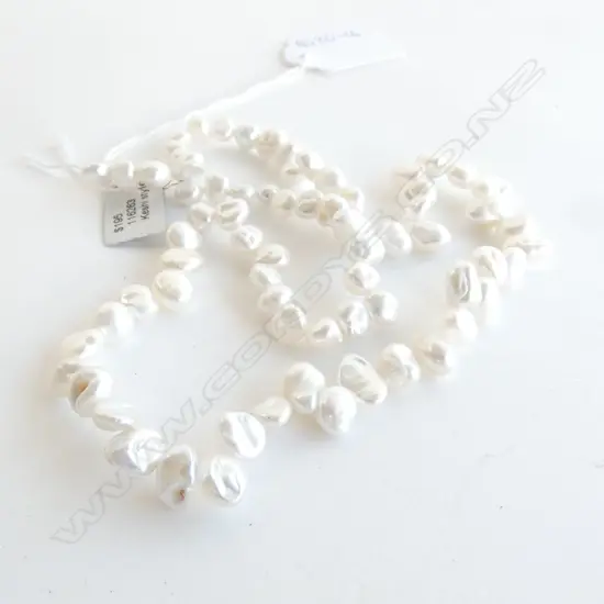 FRESH WATER PEARL NECKLACE