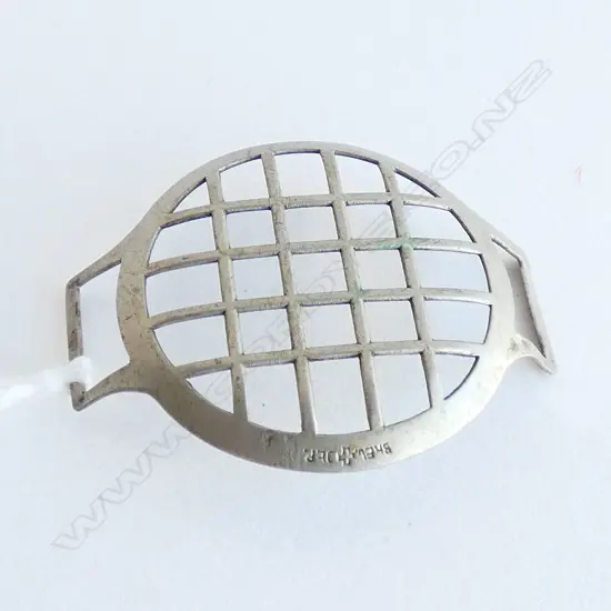 ANTIQUE WWI WATCH SHRAPNEL GUARD 