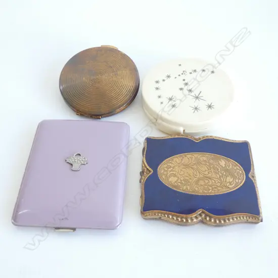 4 VINTAGE MAKE UP COMPACTS; KIGU / VOGUE / PIGMALION / MAX FACTOR