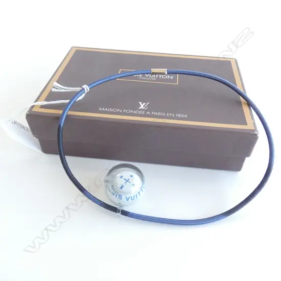 LOUIS VUITTON CUP 2000 COMPASS NECKLACE (BOXED)