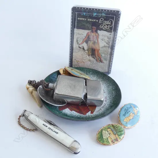 BAG OLD NZ SOUVENIR ITEMS; MAORI PLAYING CARDS /. BADGES ETC..