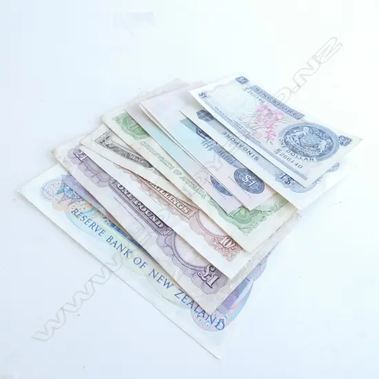OLD BANK NOTES; NZ / AUSTRALIA & SINGAPORE 