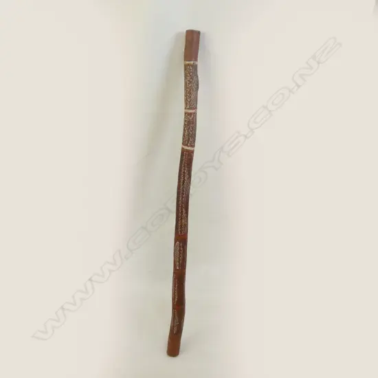 CARVED WOODEN HAND PAINTED DIDGERIDOO L.1265mm