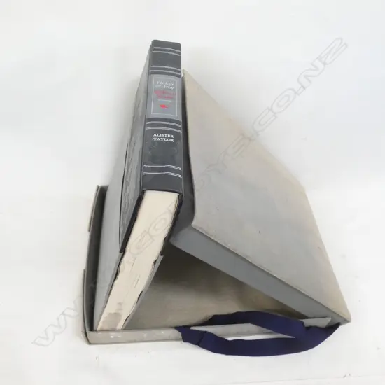 CASED BOOK; THE LIFE & ART OF WILLIAM STRUTT AF 