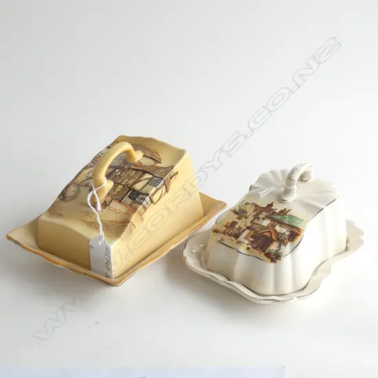 2 EARLY 20thC CHEESE DISHES TUDOR VILLAGE DECORATED