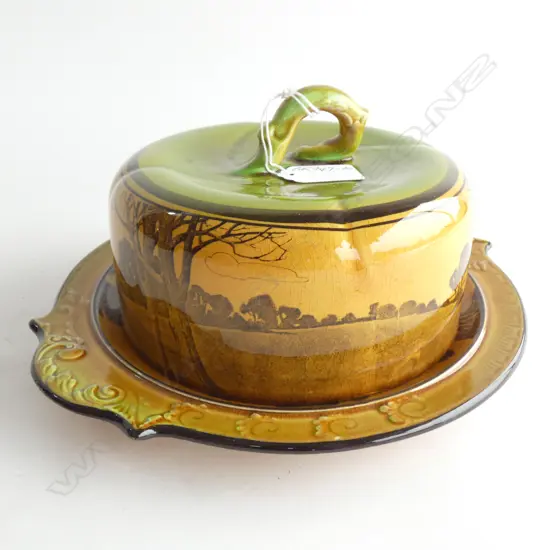ROYAL DOULTON LIDDED CHEESE DISH