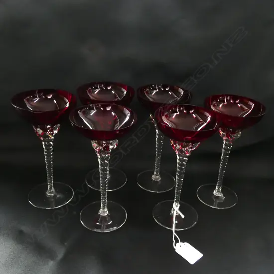 6 RED BOWL CHAMPAGNE GLASSES H.165mm