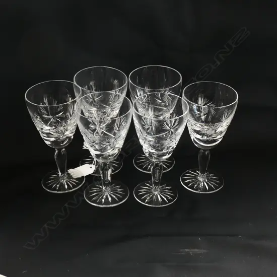 6 CRYSTAL CUT STEMMED WINE GLASSES  H. 135MM