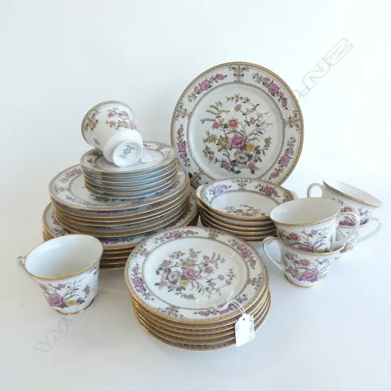 NORITAKE DINNER SERVICE 'ASIAN DREAM' - 36PCS