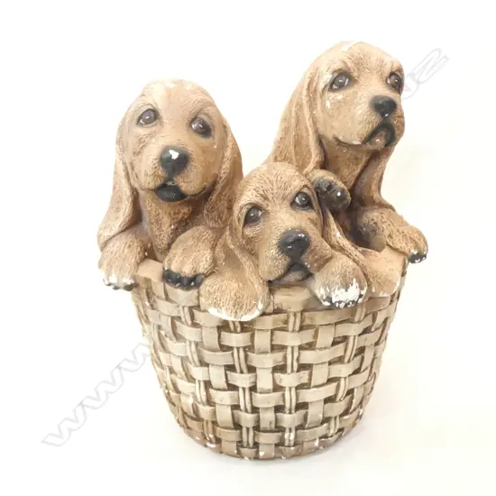 CONCRETE BASKET OF PUPPIES H.380mm