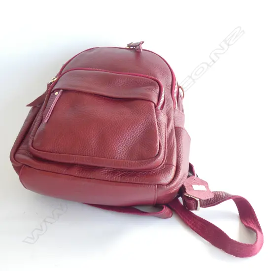 SMALL RED LEATHER BAG H.300mm
